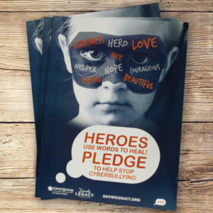 Heroes Poster (ES)